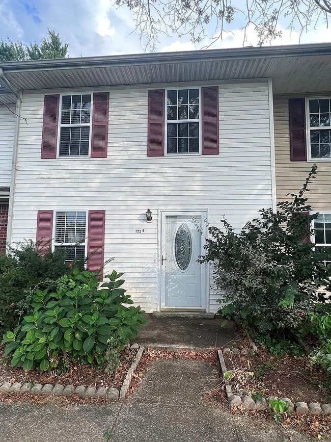 Building Photo - 122 Westwood Cir