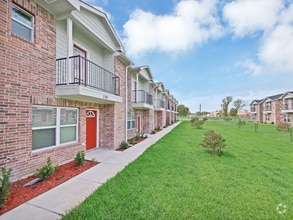 Building Photo - 2727 Arlington Ct