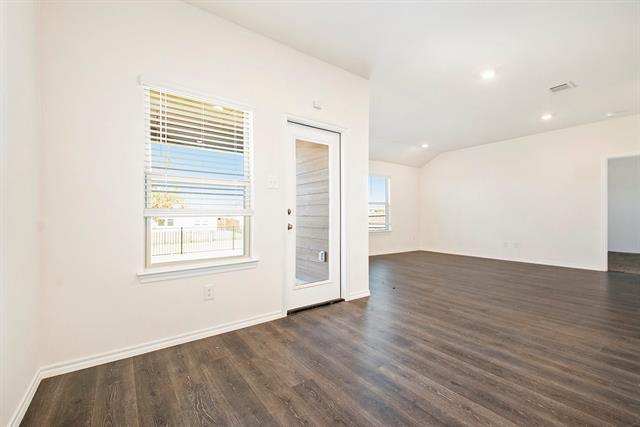 Building Photo - 941 Fueller Dr