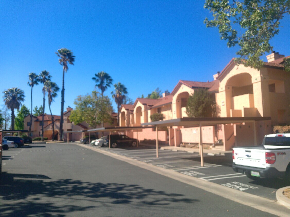 Foto del edificio - 2261 Renwick Ln