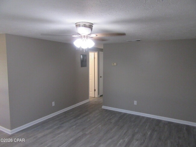 Foto del edificio - 6427 Sunset Ave