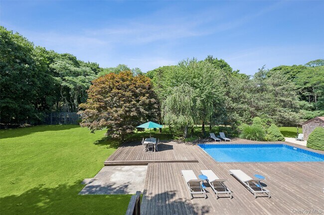 Foto del edificio - 13 Buttercup Ln