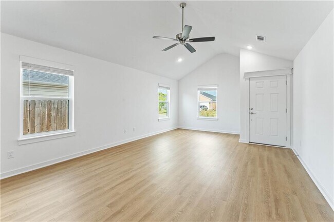 Building Photo - 5943 W Holdcroft Dr