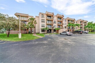 Building Photo - 13020 SW 92nd Ave