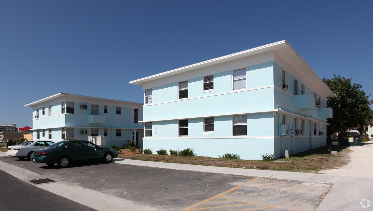 Building Photo - 2nd Street North Apartments