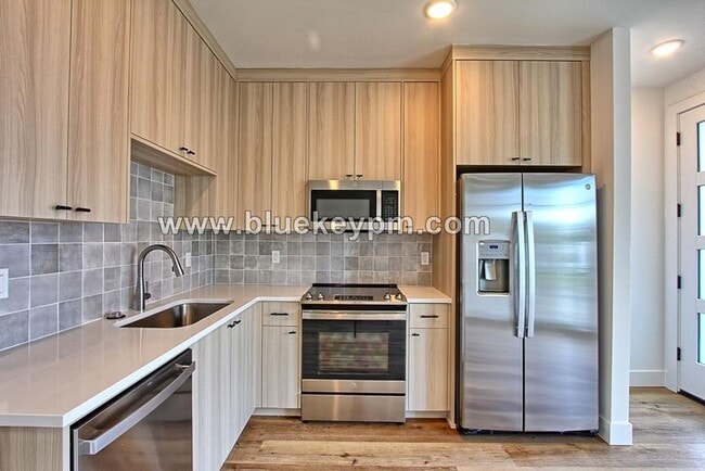 Foto del edificio - Unit 3356....   2 Bed, 2.5 Bath Townhome in Arbor Lodge Near University of Portland