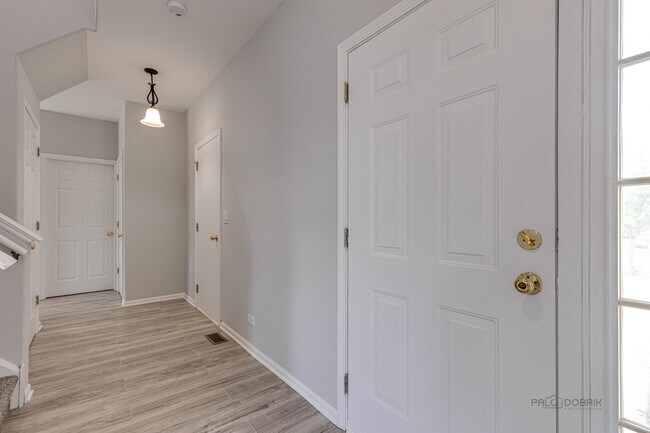 Building Photo - 28903 Bayberry Ct