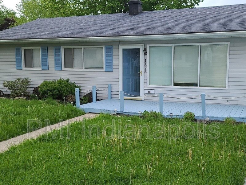 Primary Photo - 1104 E Marshall St