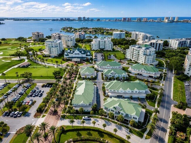 Foto del edificio - 100 Oakmont Ln