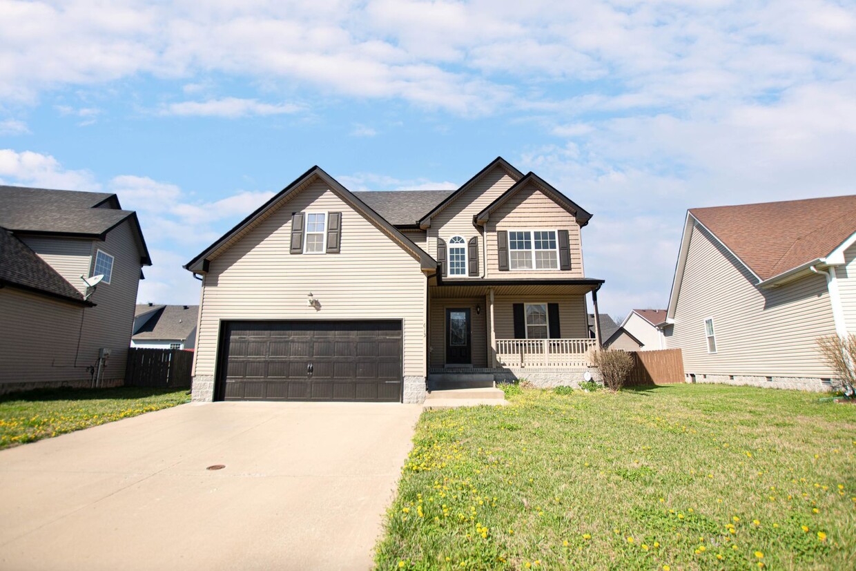 Primary Photo - Pet Friendly Three Bedroom!