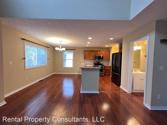 Building Photo - 3 br, 3.5 bath House - 3050 Ledgestone Dri...
