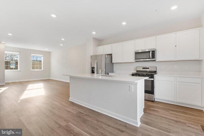 Foto del edificio - 7428 Fern Gully Way