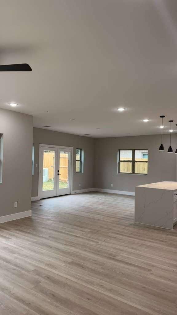 Building Photo - 20007 Venetto St