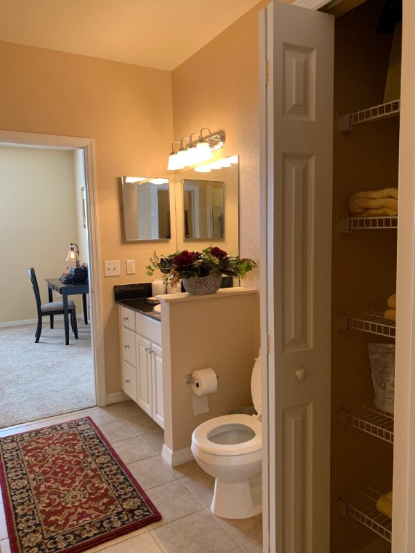 Foto principal - 3685 Victoria Manor Dr