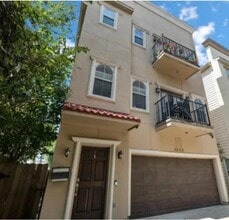 Building Photo - 5403 Kansas St