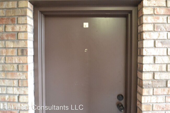 Foto del edificio - 2 br, 1.5 bath House - 7240 Creekview Dr #4