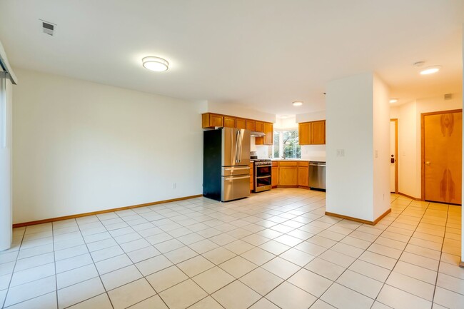 Foto del edificio - Modern Comfort in Silver Lake | 3-Bed, 2.5-Bath Home