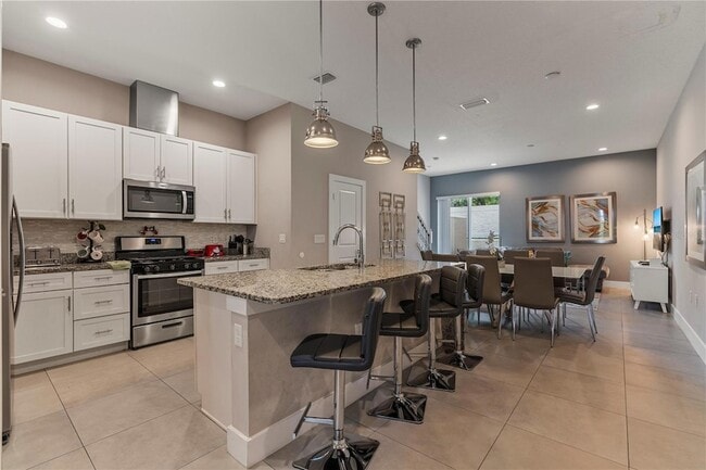 Building Photo - 2664 Sunrise Shores Dr