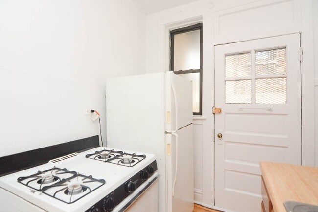 Building Photo - 3730 N Fremont St