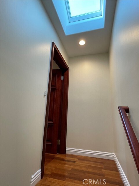 Foto del edificio - 48 Almond Tree Ln