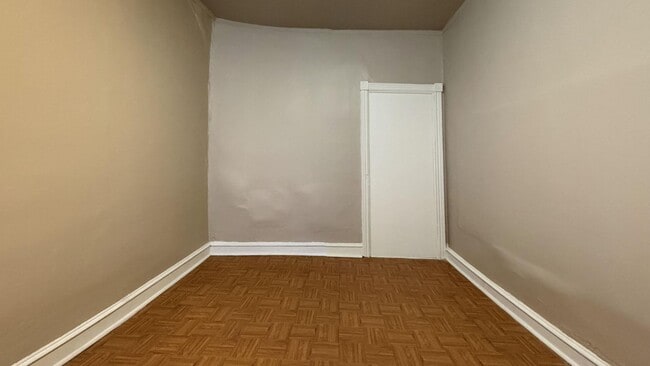 Building Photo - 1456 N 56th St