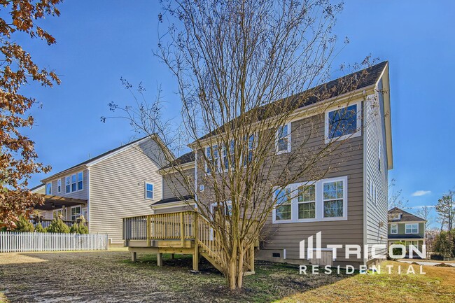 Foto del edificio - 1212 Screech Owl Rd