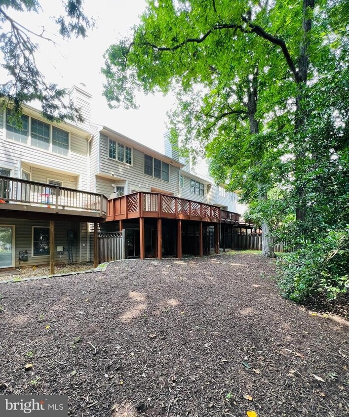 Primary Photo - 11335 Hollowstone Dr
