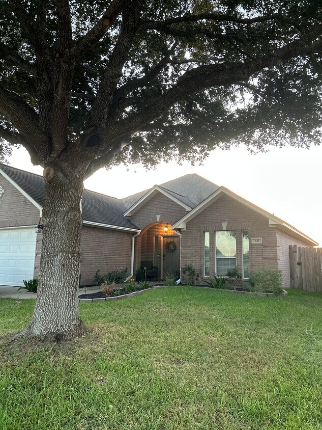 Foto principal - 411 Mason Cir