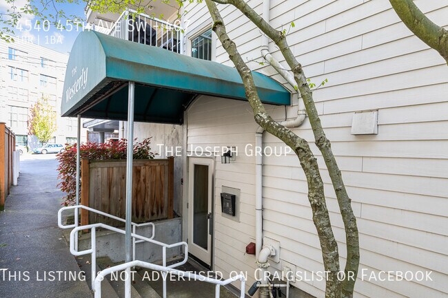 Foto del edificio - Updated West Seattle 1 bed/1 bath with vie...