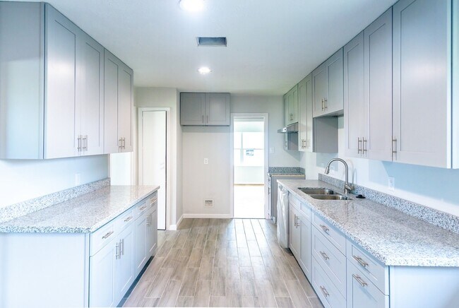 Foto del edificio - 2102 Norman St