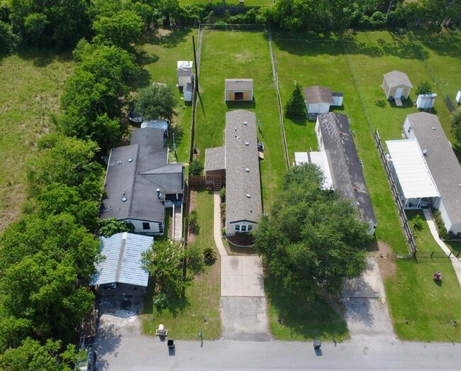 Building Photo - 2022 Austin St