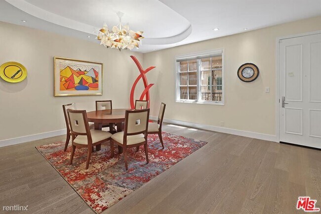 Building Photo - 2 br, 2.5 bath House - 11500 San Vicente B...