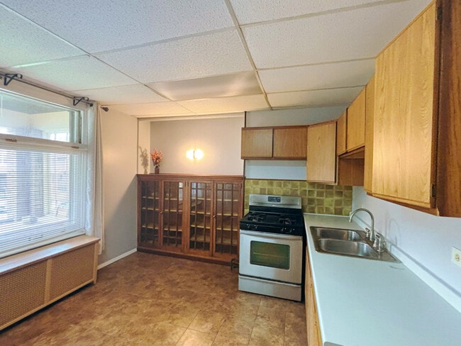 Foto del edificio - 5432 Baywood St