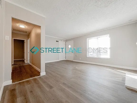 Building Photo - 1272 Laughren Dr