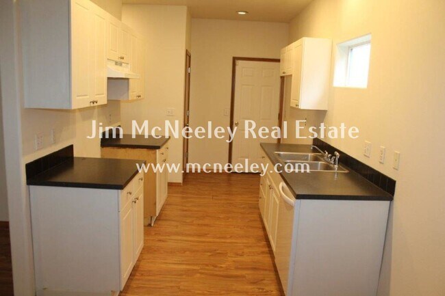Foto del edificio - 2 br, 2.5 bath House - 572 SW 150th Ave