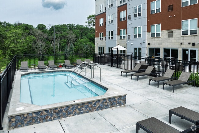Interior Photo - The Aurilla Apartments