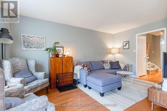 Building Photo - 2230 Dale Ridge Dr