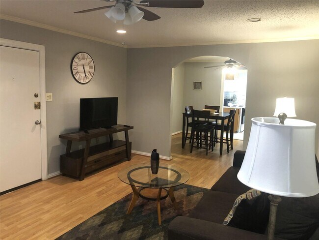 Foto del edificio - 5417 Ennis St