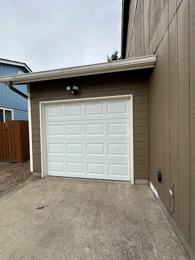 Foto del edificio - Rockingham Duplex- Northeast Salem