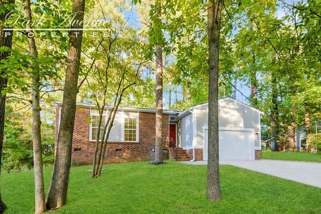 Building Photo - 1243 Gatehouse Dr