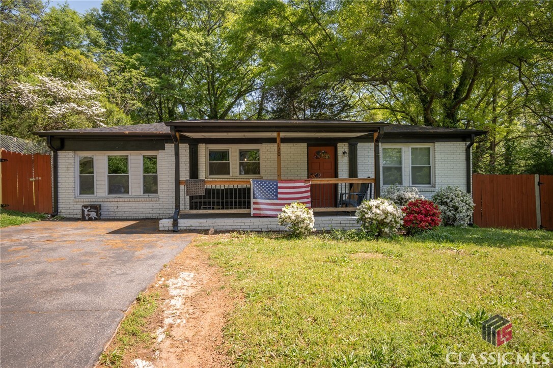 Foto principal - 120 Hillside St