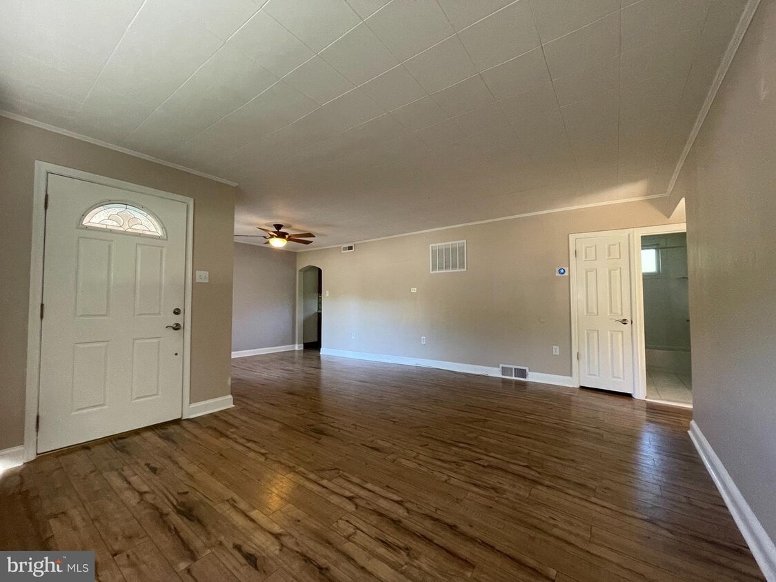 3391 Philmont Ave, Huntingdon Valley, PA 19006 House Rental in