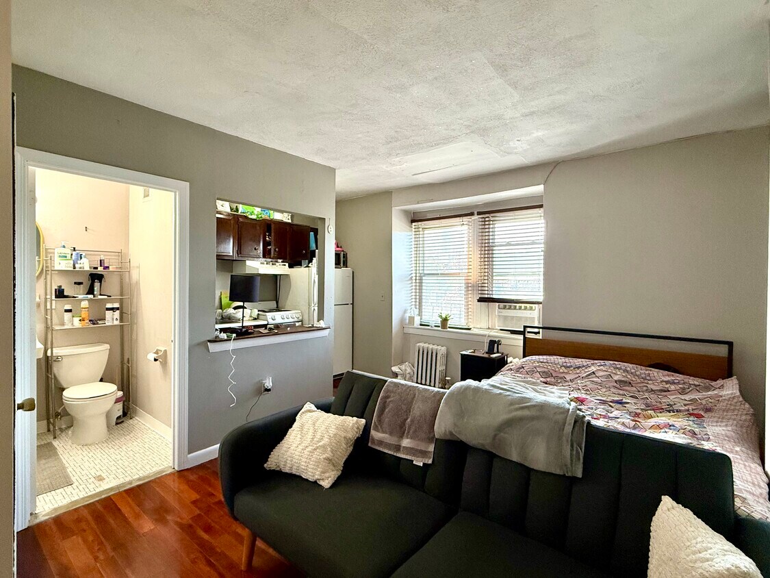 Foto principal - 84 Chandler St