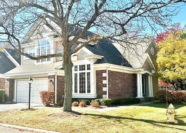 Foto del edificio - 1940 N Dunhill Ct