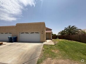 Building Photo - 11807 Calle Del Cid