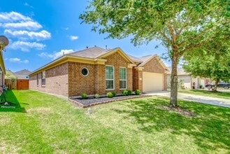 Building Photo - 5902 Annatto Dr