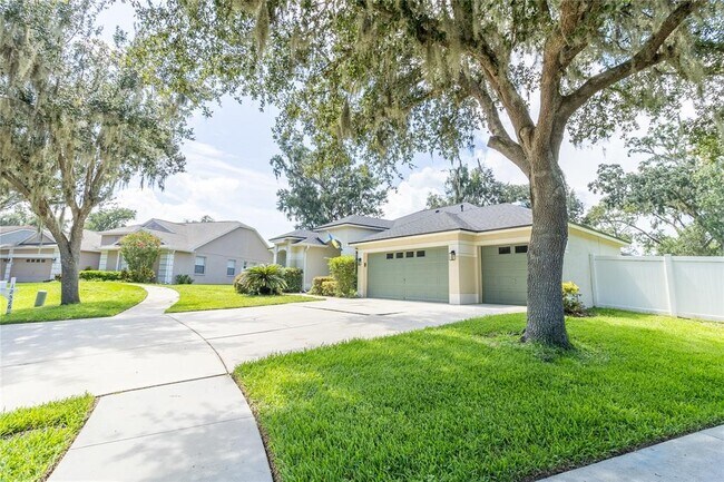Building Photo - 12526 River Birch Dr