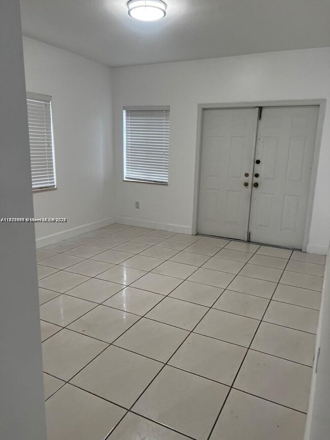 Foto del edificio - 13941 SW 13th St