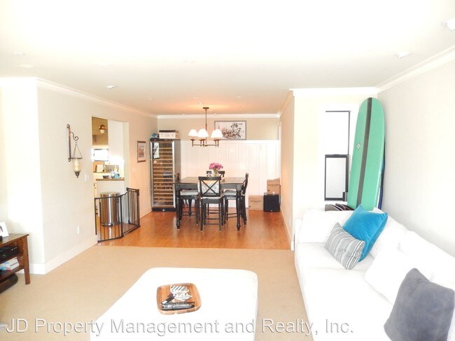 Building Photo - 2 br, 2 bath House - 2130 Vallecitos #241