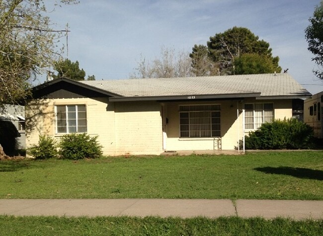 Building Photo - 3 Bed, 2 Bath in Tempe – Available August ...